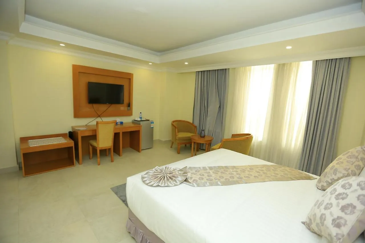 Amran Hotel Addis Ababa 4*,